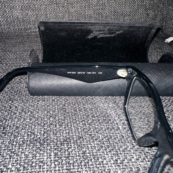 Prada black frame glasses - Picture 4 of 4